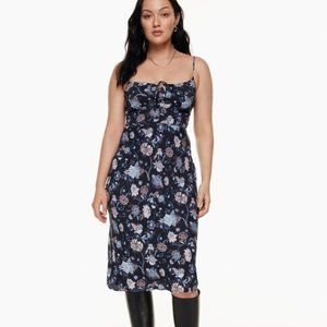 *NWT* WILFRED x ARITZIA - Bellow Midi Slip Dress (4)